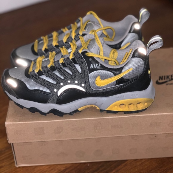 air terra humara women's